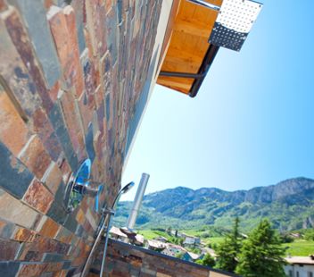 Dusche auf der Dachterrasse