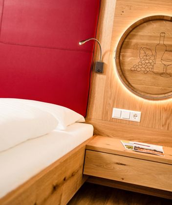 Decoration that looks like a wine barrel - Double Room Vinum